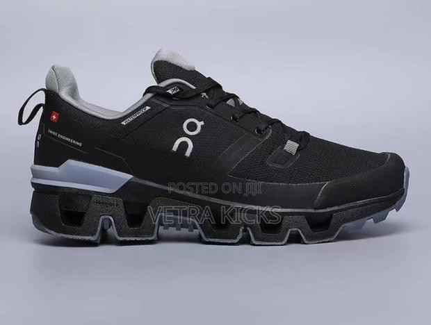 Qc Men Sneakers - main view