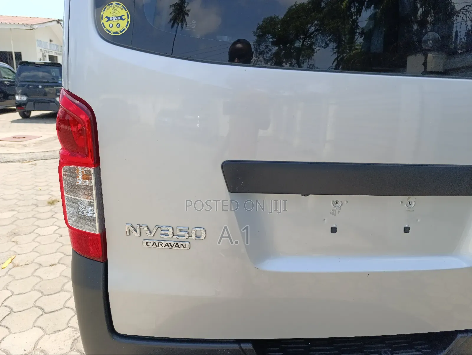 Nissan Caravan (Urvan) 2018 Silver