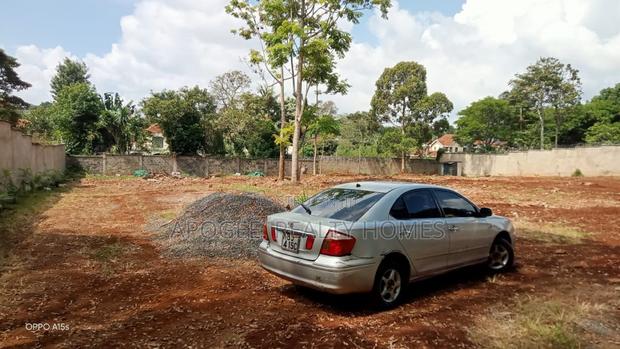Prime 1acre Plot for Sale in Runda - main view