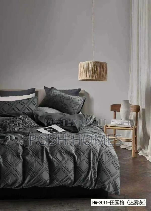 Black Tufted Duvet Cover Set
