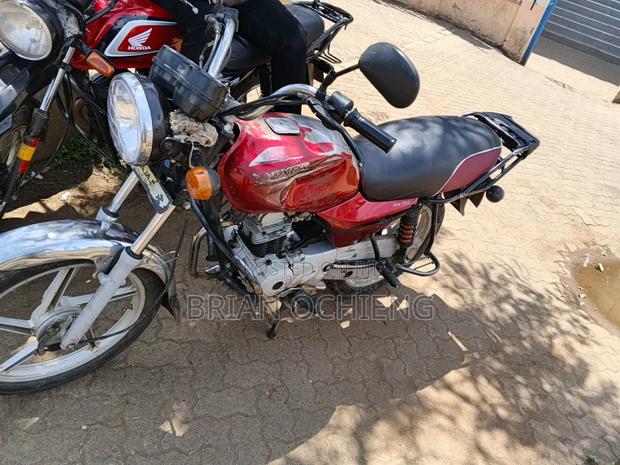 Bajaj Boxer 100 2016 Red - thumbnail 6