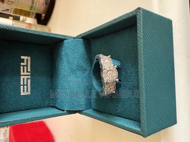 Diamond Ring – 925 Sterling Silver (0.49 Carat) Size 6.5 – Like New - thumbnail 2
