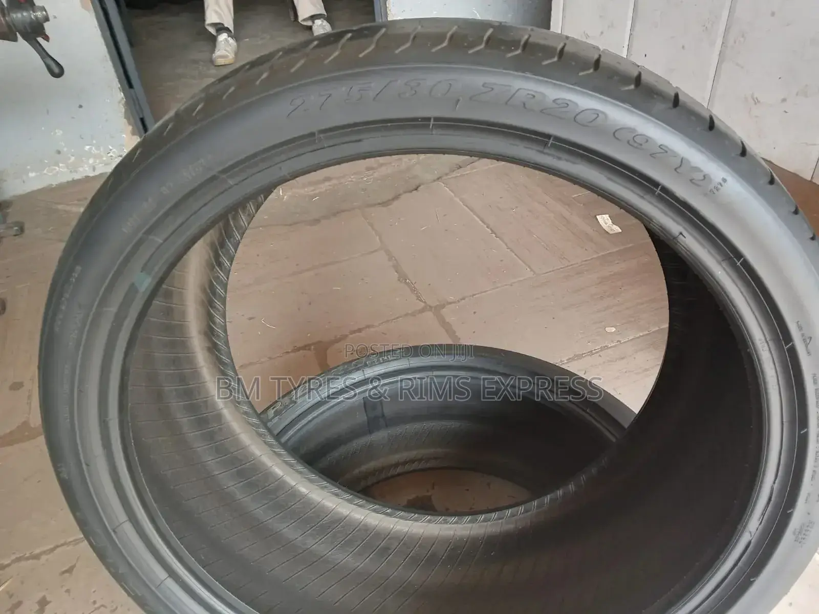 275 /30 R20 Pireli (Germany)