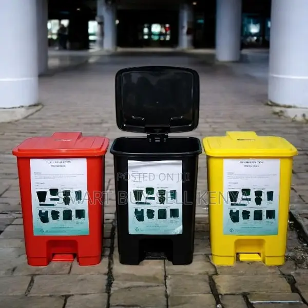 30 Litres Step Pedal Waste Garbage Dust Bin for Hospitals and Clinics