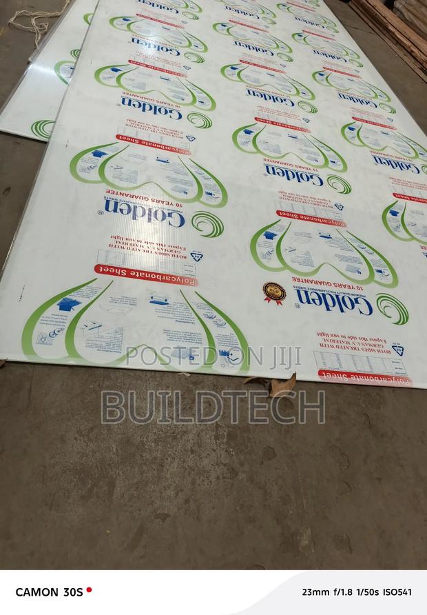 8mm Clear Polycarbonate Sheet – Weather Resistant Roofing