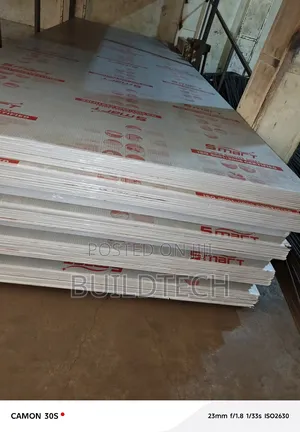 8mm Clear Polycarbonate Sheet – High Transparency Strength