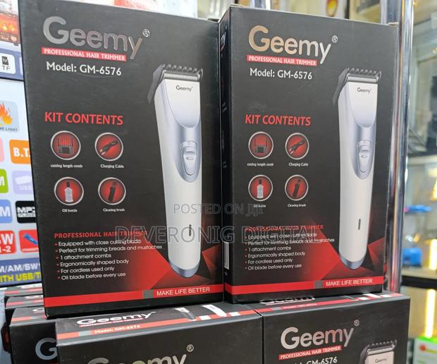 *Geemy 6576 Rechargeable Hair Trimmer*