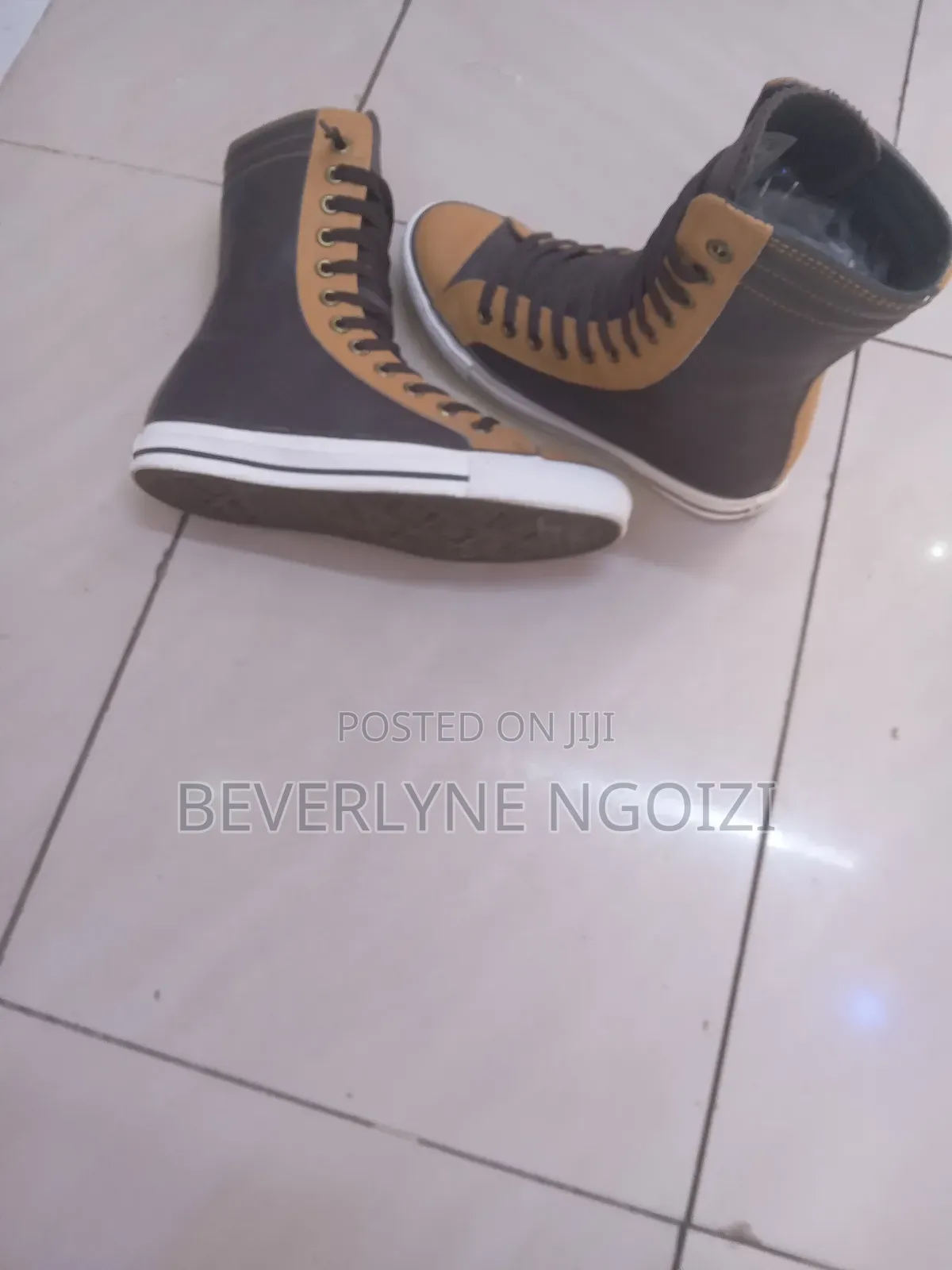 Mtumba Shoes