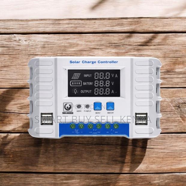 Reliable and Efficient 12v/24v 20a PWM Solar Controller Unit - main view