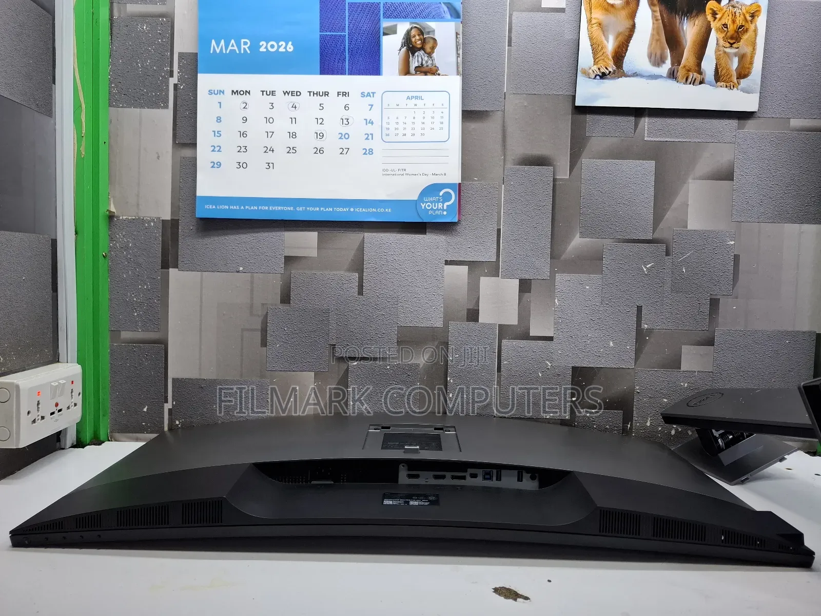 Dell P3418hw 34"-inch 21:9 Ips Curved Monitor 2560x1080 Resolution
