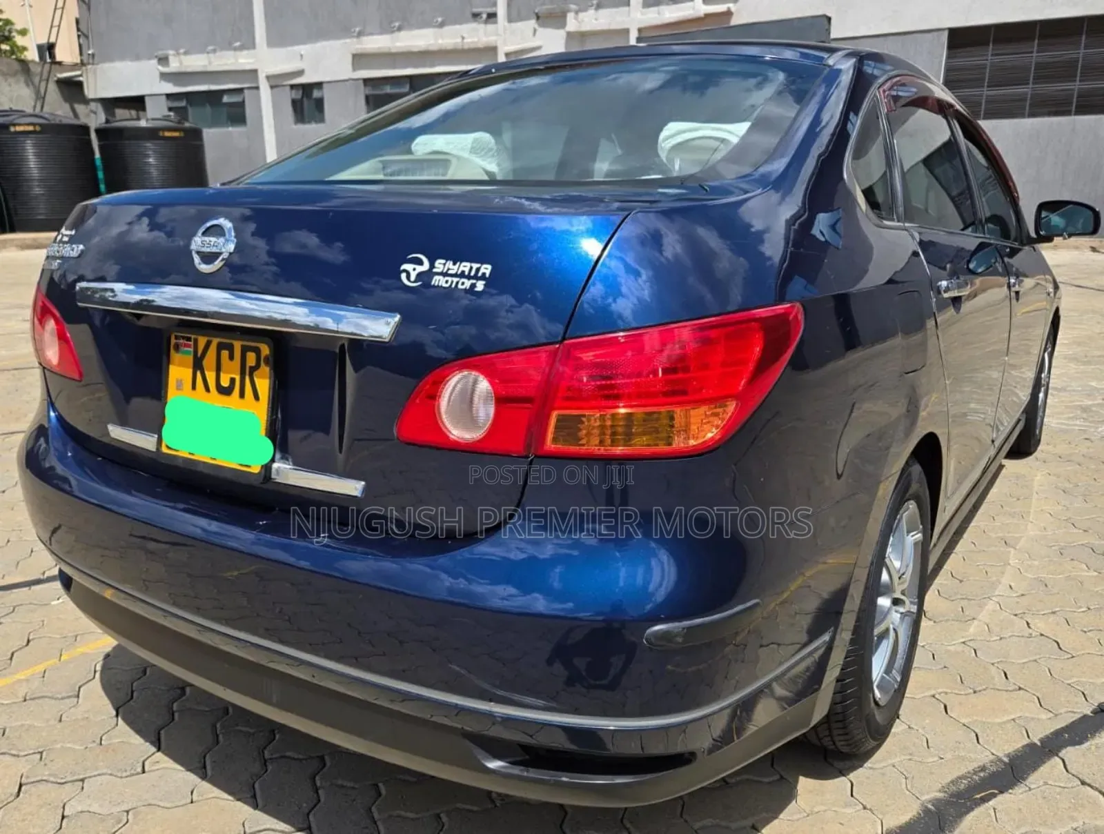 Nissan Bluebird 2011 Blue