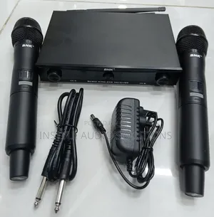 BNK Bk902 Digital Wireless Microphone 100 Meters Frequency Range