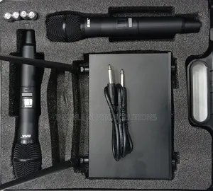 BNK Bk902 Digital Wireless Microphone 100 Meters Frequency Range