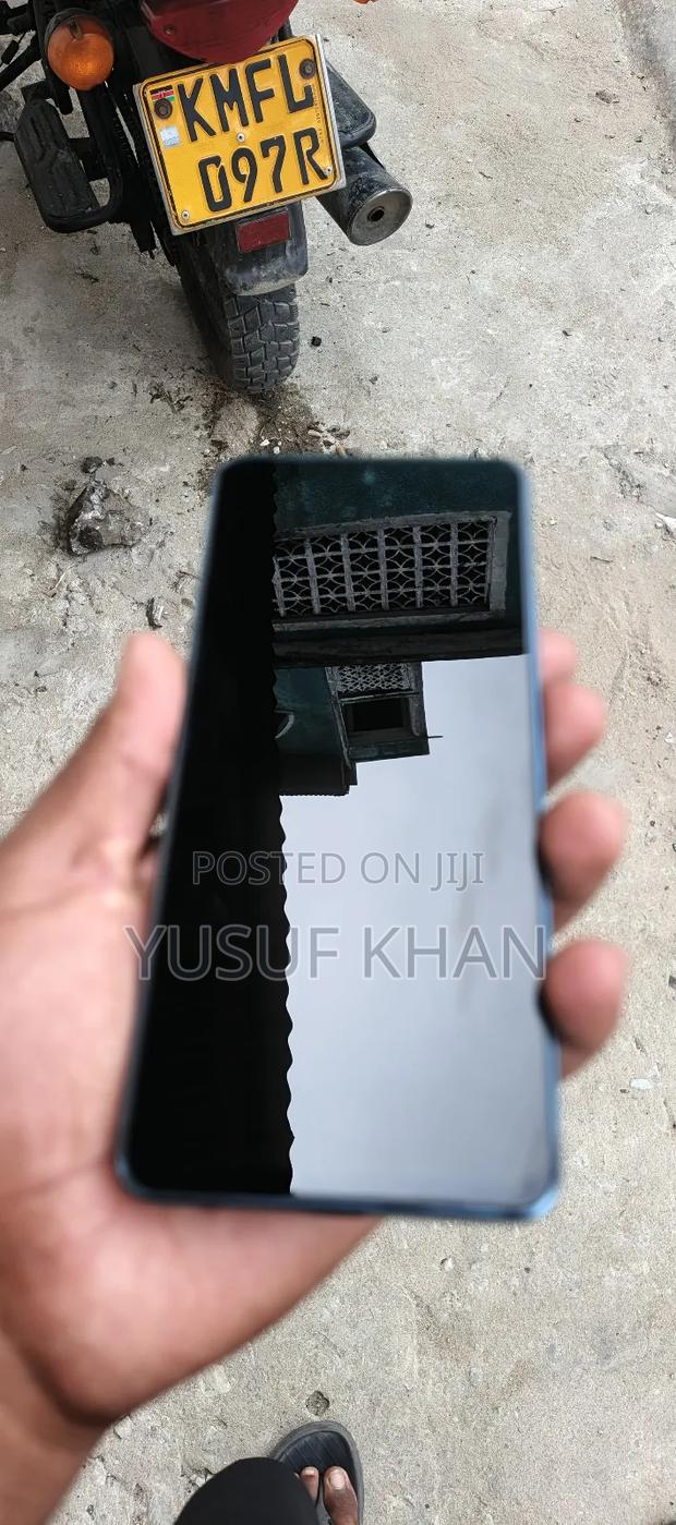 Tecno Camon 19 Pro 256 GB Blue - thumbnail 6