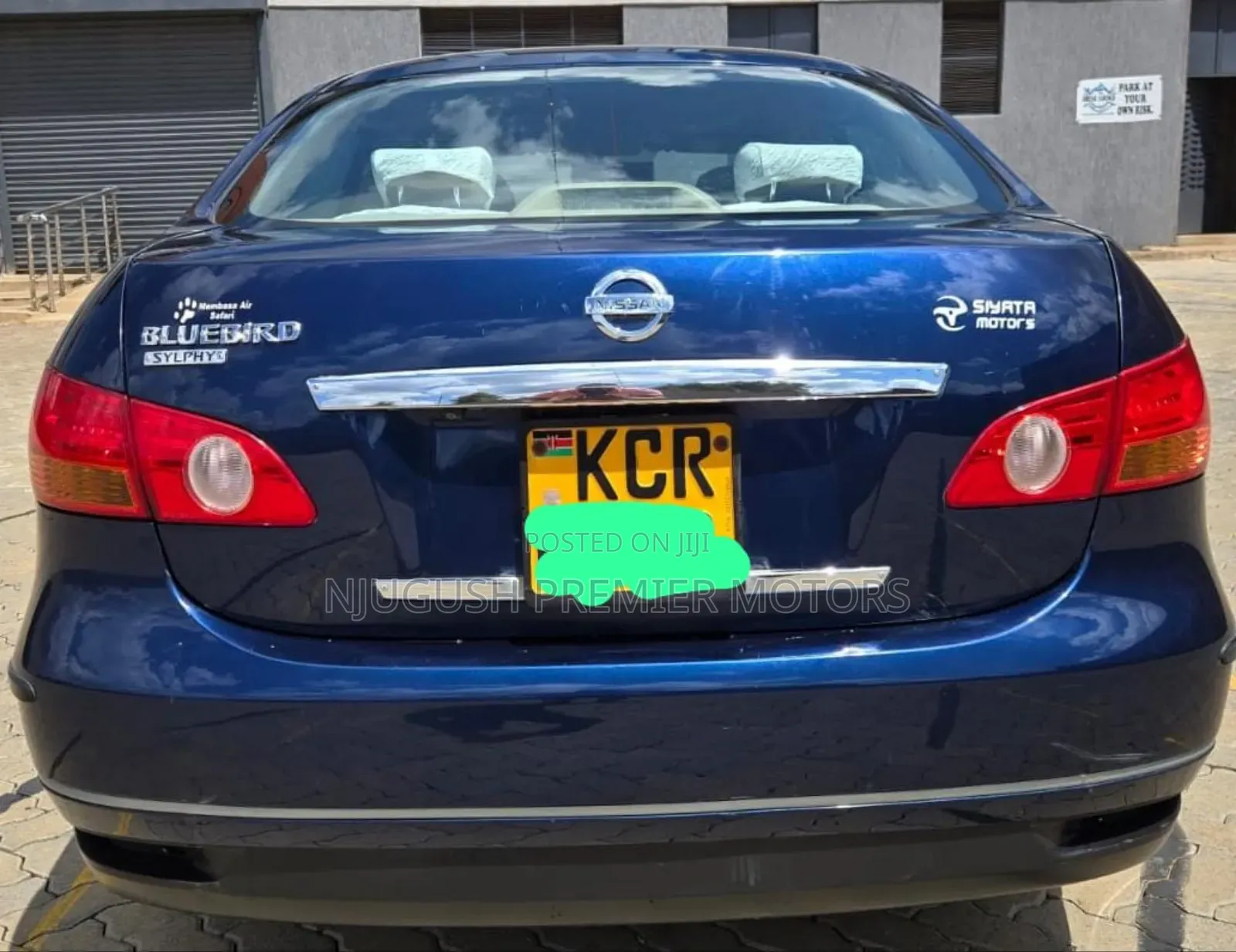 Nissan Bluebird 2011 Blue