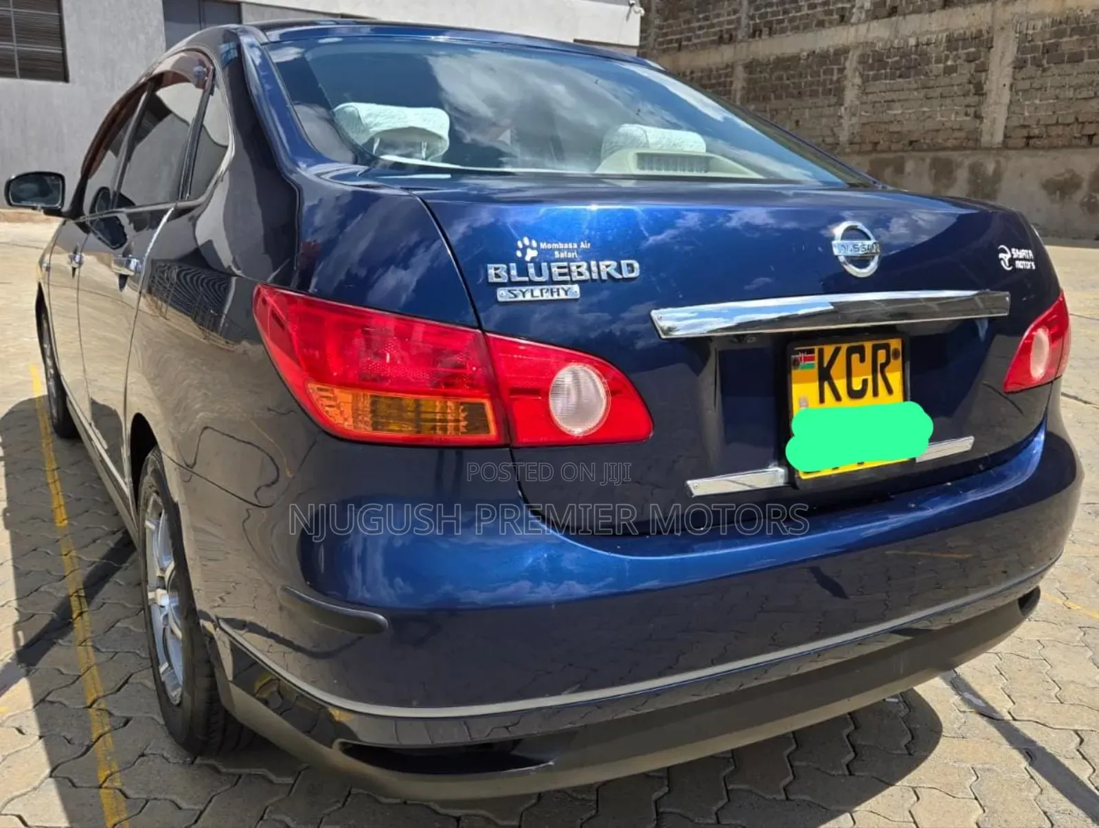 Nissan Bluebird 2011 Blue