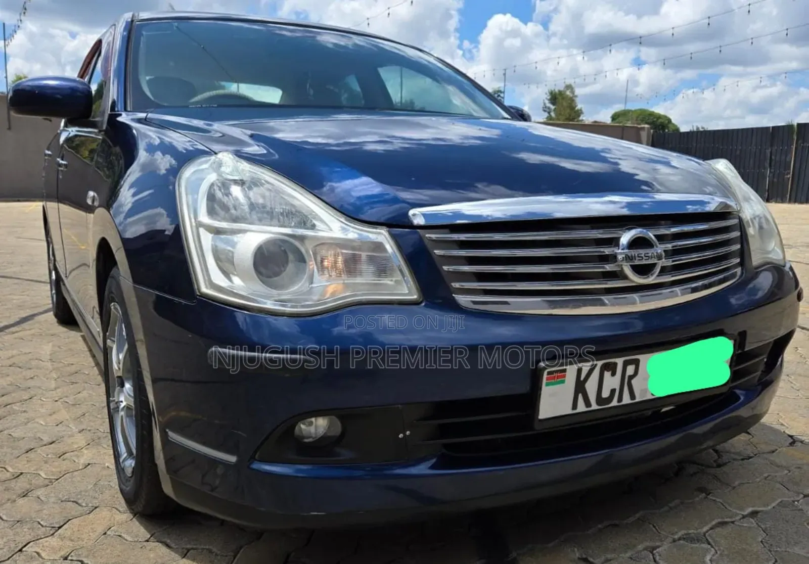Nissan Bluebird 2011 Blue
