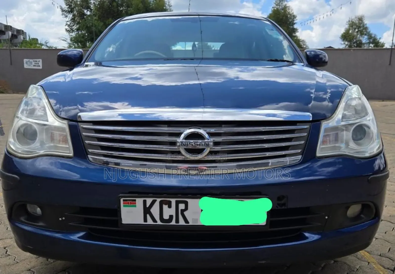 Nissan Bluebird 2011 Blue