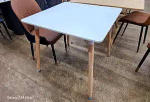Square Eamas Table