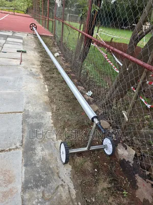 Pool Roller Station