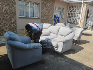 Sofaset Shampooing and Cleaning