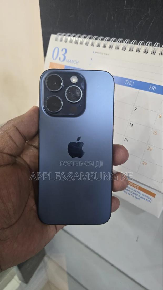 Apple iPhone 15 Pro 256 GB Blue