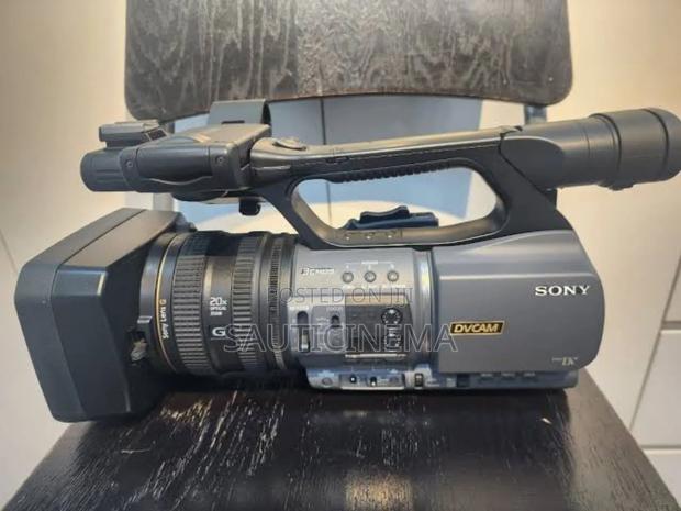 Professional Dvcam Camcorder - main view