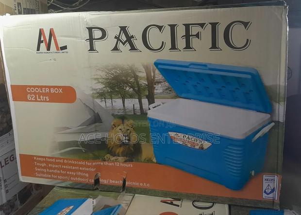 Pacific Large Capacity 62 Litres Cooler Box - For Food and Drinks