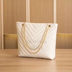 Women New Fashion Casual Chain Shoulder Bag v-Pattern Tote Bag