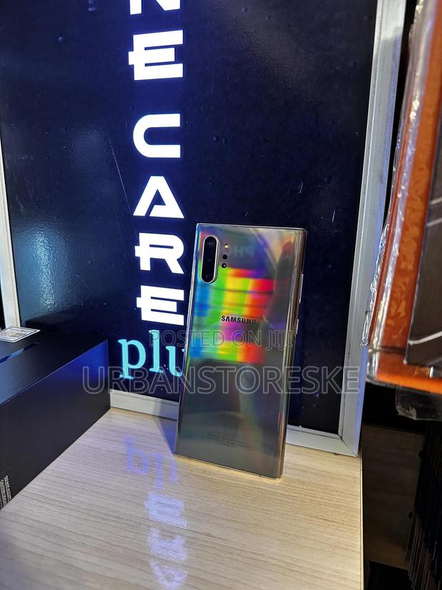 Samsung Galaxy Note 10 Plus 256 GB Silver - main view