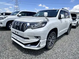 Toyota Land Cruiser Prado 2.8 2019 White