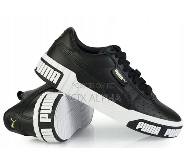 Puma Classic Sneakers Black White – Stylish Streetwear Casual Shoes