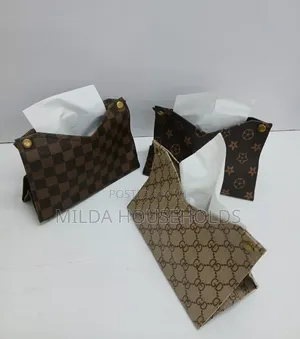 Leather Tissue-Box or Serviette Holder .