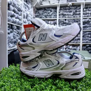New Balance 530 Unisex Sneakers