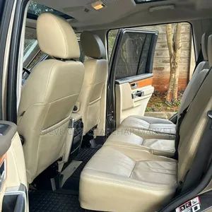 Land Rover Discovery 2013 Gray