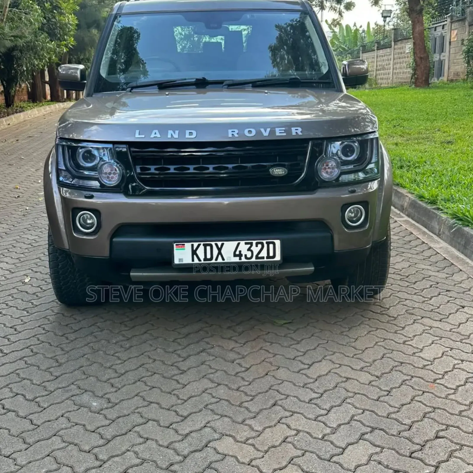 Land Rover Discovery 2013 Gray