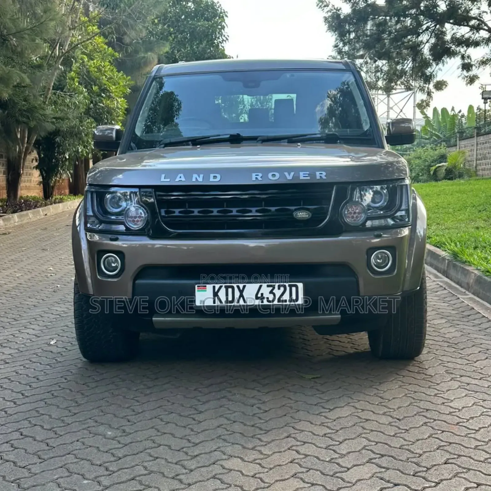 Land Rover Discovery 2013 Gray