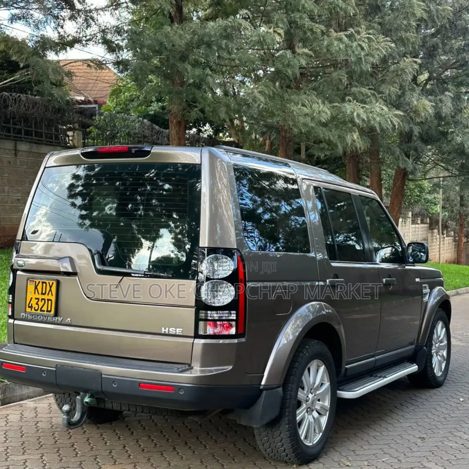 Land Rover Discovery 2013 Gray