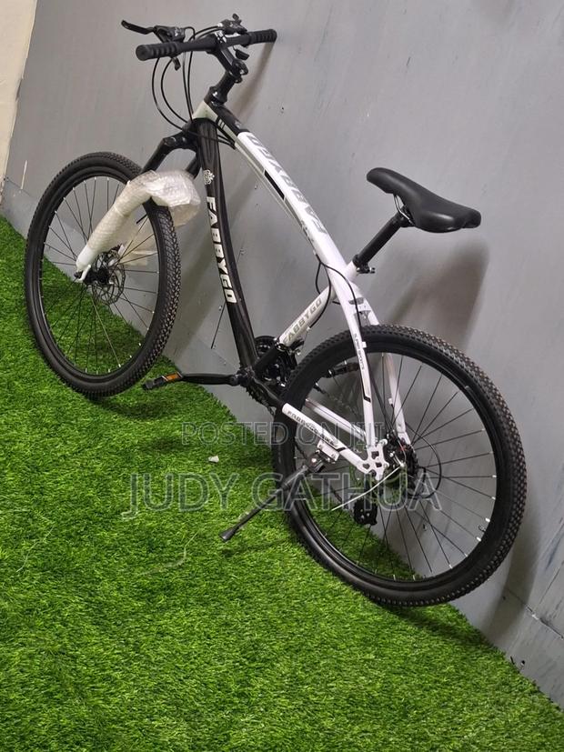 White And Black  Bike Size 26 - thumbnail 3