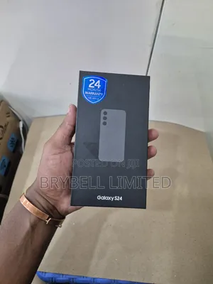 New Samsung Galaxy S24 256 GB Yellow