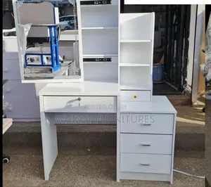 Dressing Table/Dressing Mirror