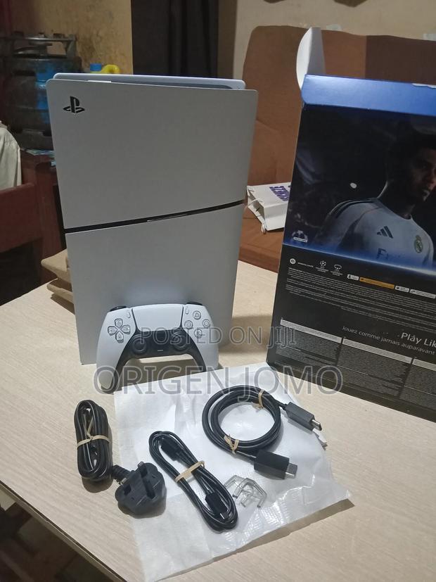 Sony Ps5 Console - main view