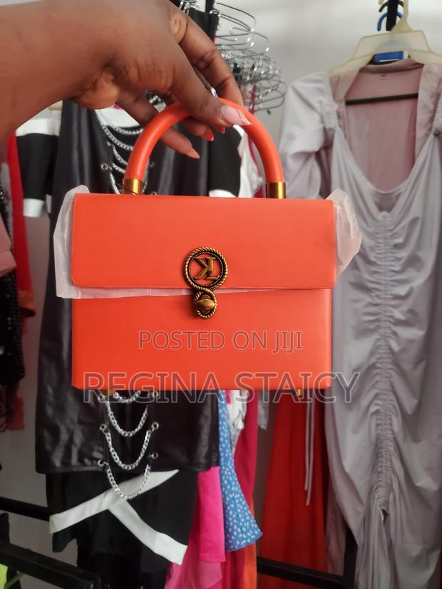 Classy Bags - thumbnail 9