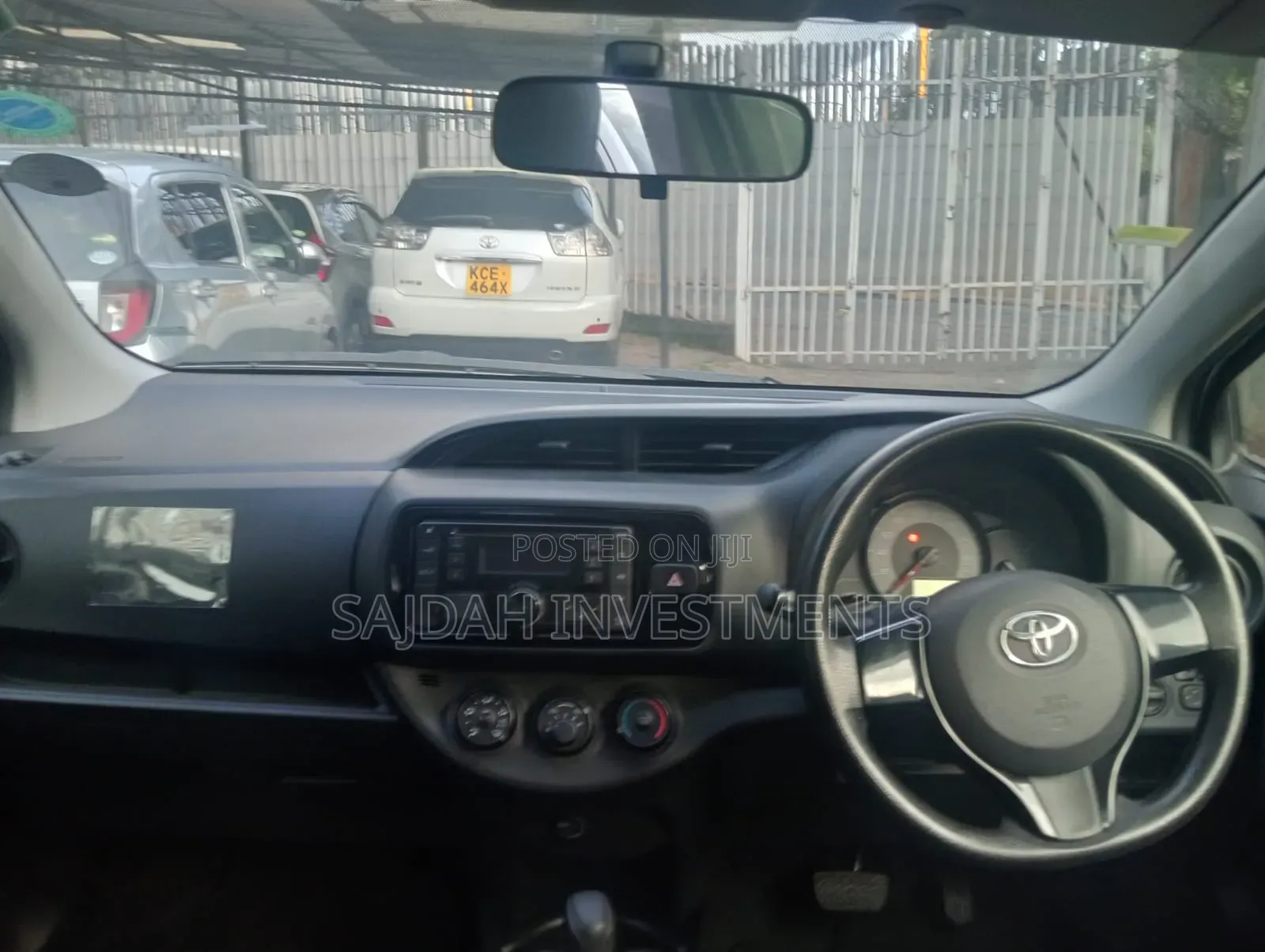 Toyota Vitz 1.0 FWD 5dr 2019 Silver