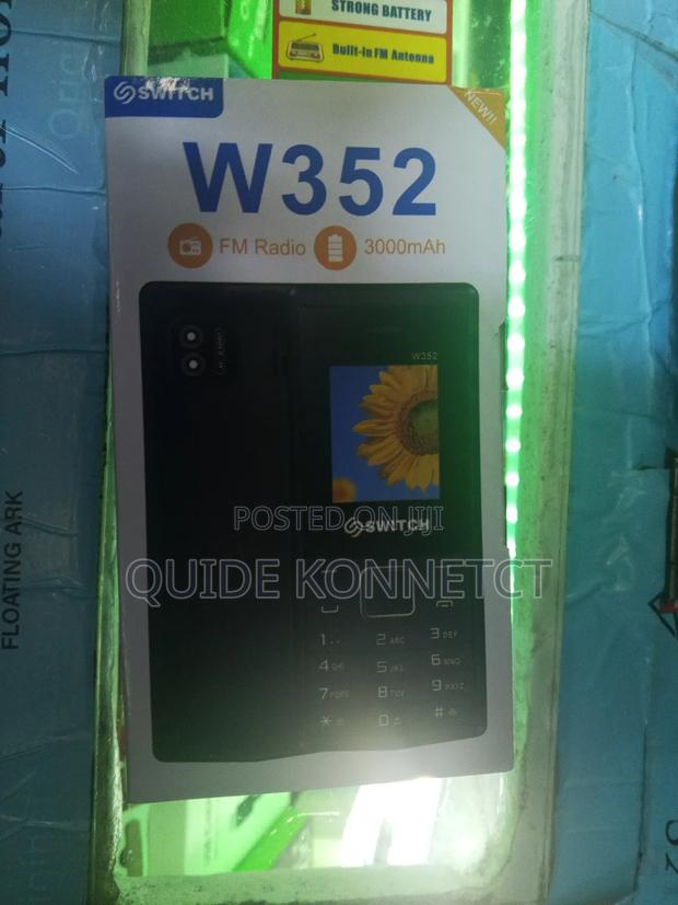 New Mobile Phone Black - main view