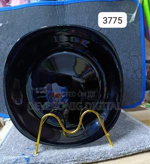 6pcs Black Corner Plates - main view