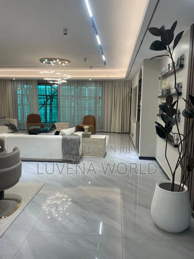 3bdrm Apartment in Kileleshwa, Nairobi Central for sale