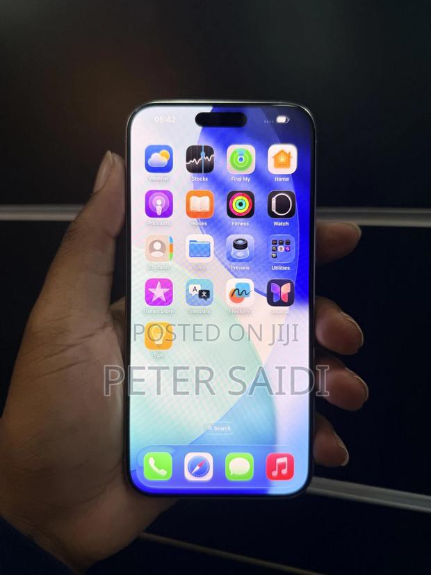 Apple iPhone 15 Pro Max 256 GB White - main view