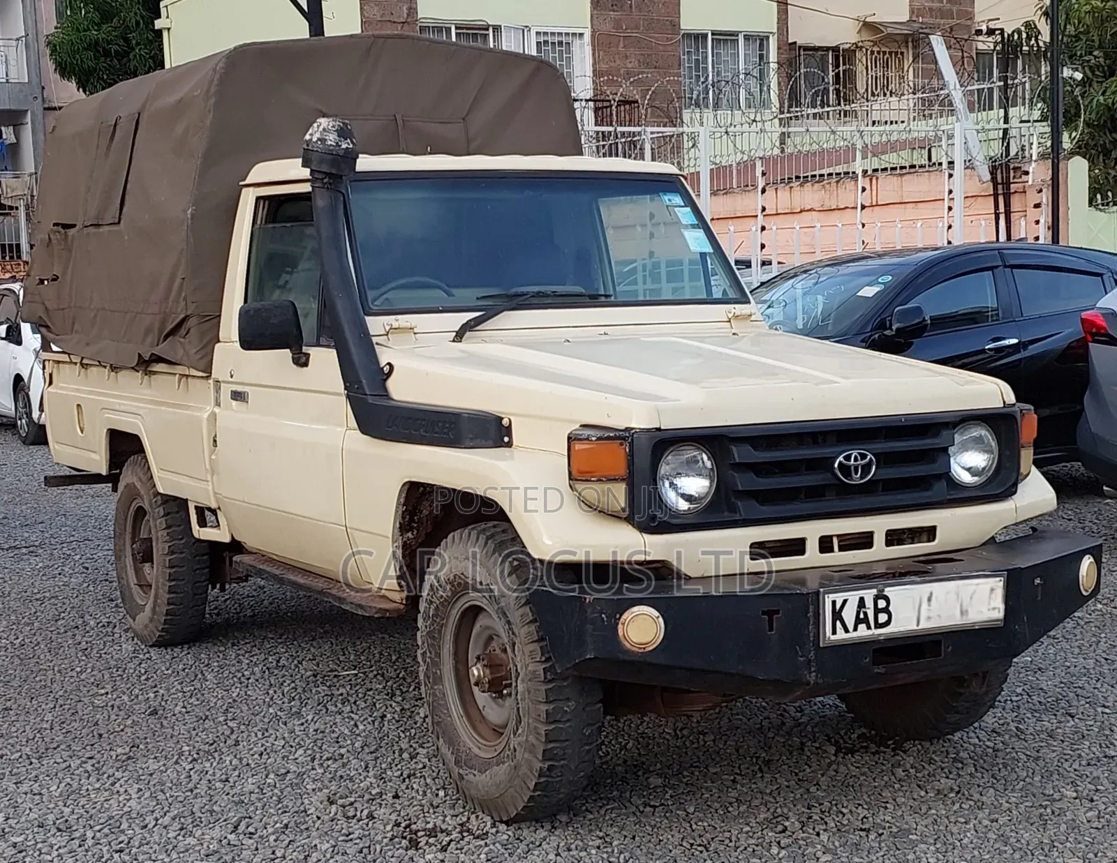 Toyota Land Cruiser 1990 Beige