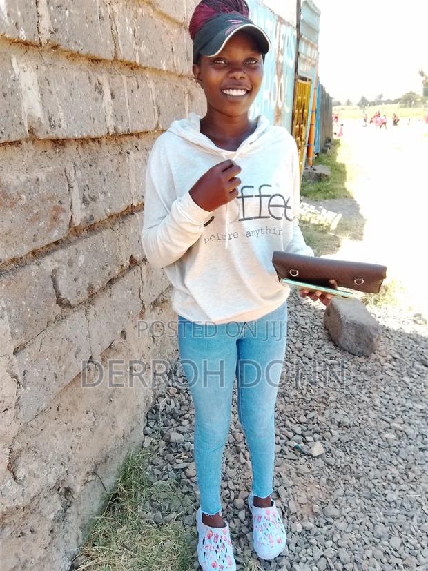 Fashion Design - thumbnail 4